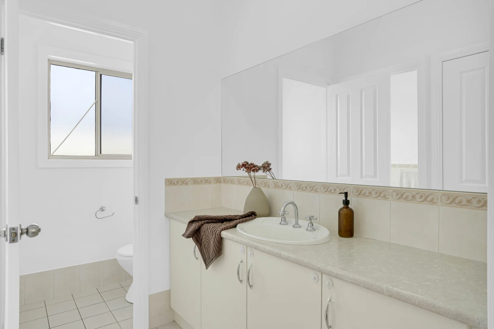 Additional image 12 of 2 Barossa Drive, Munno Para West SA 5115