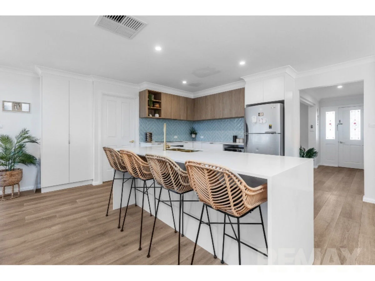 Additional image 3 of 48 Kimba Drive, Glenfield Park NSW 2650