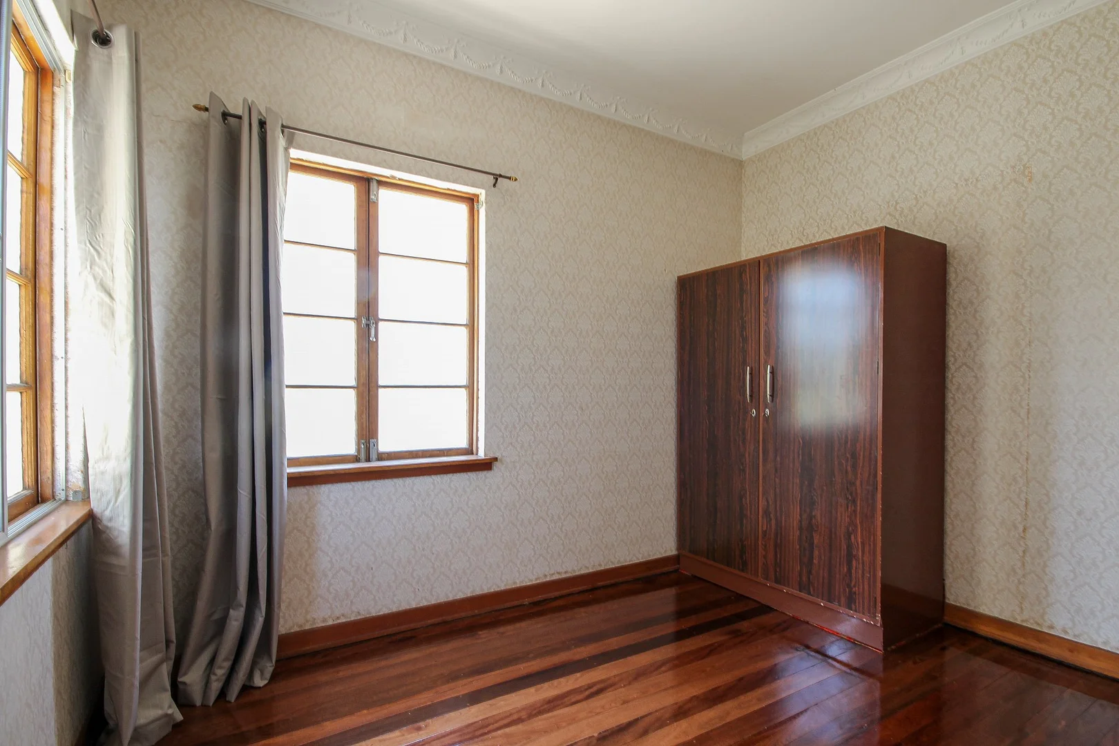Additional image 8 of 27 Ontario Street, Holland Park West QLD 4121