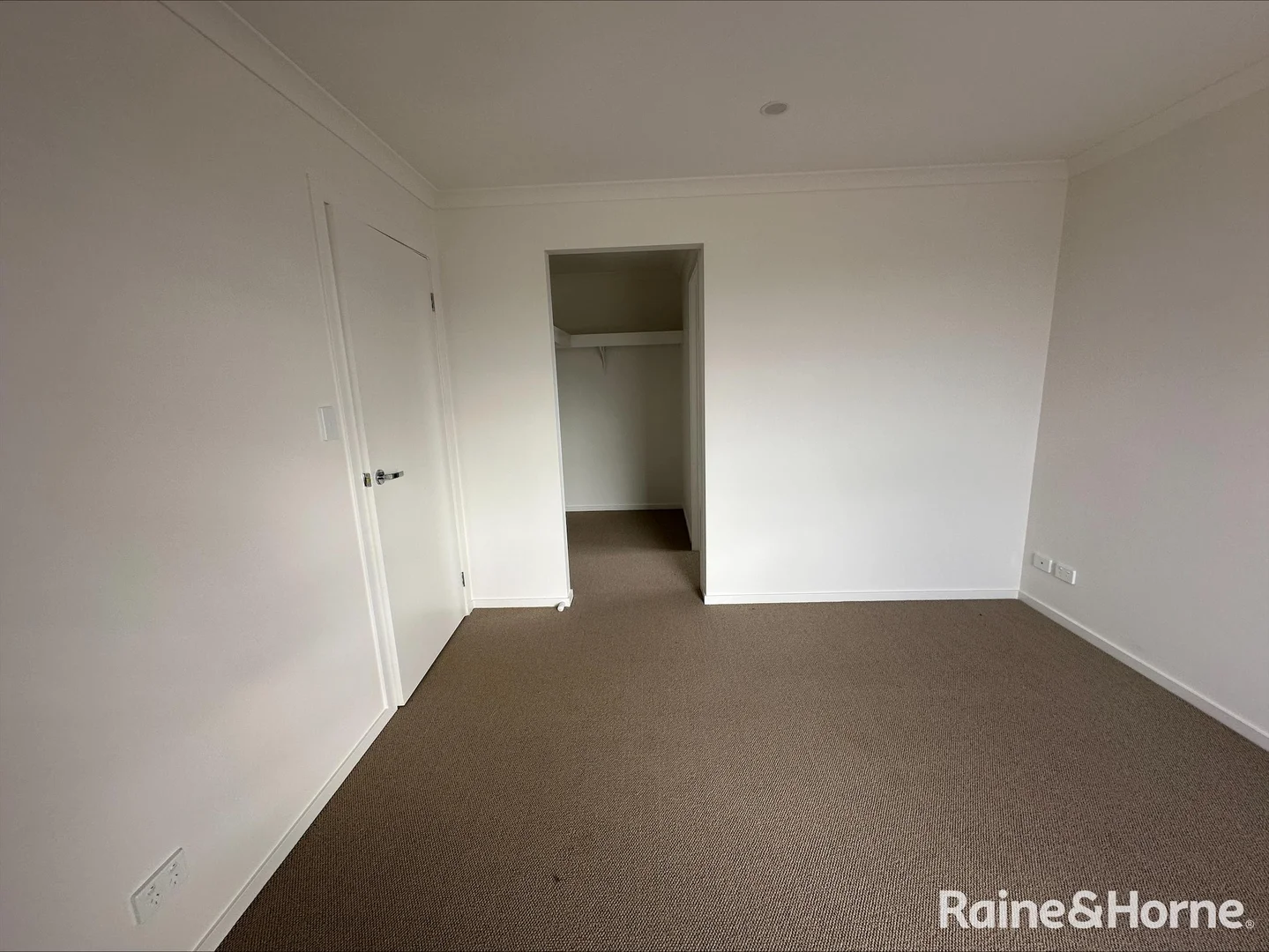 31 Francesca Boulevard, Munno Para West SA 5115 photo 3
