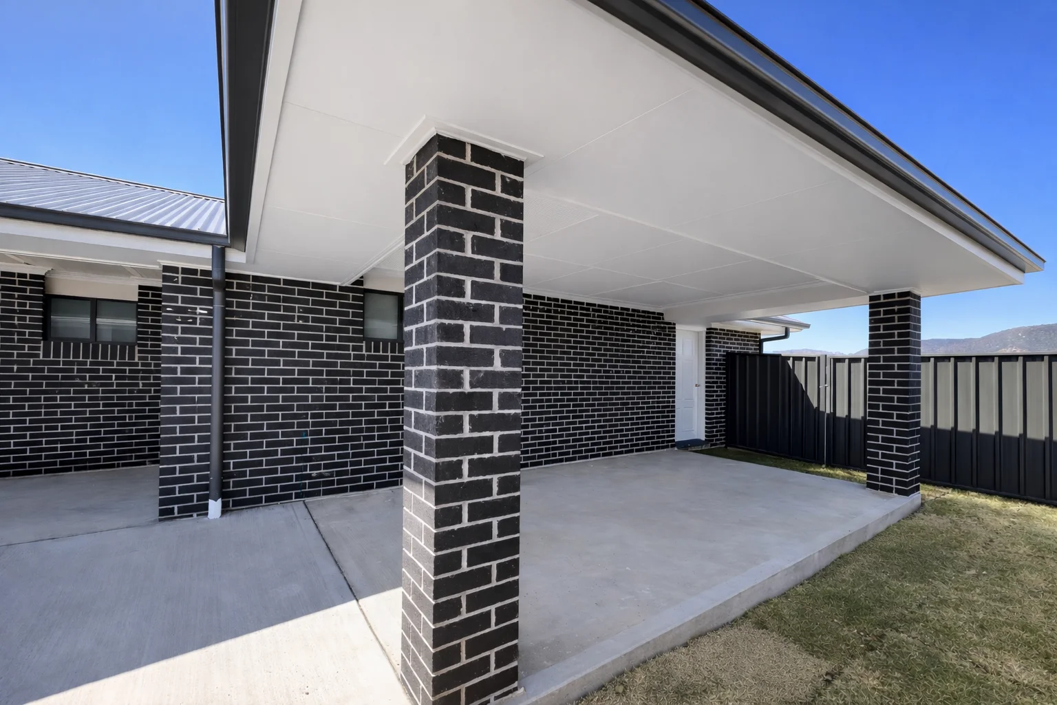 2/3 Daisy Close, Kootingal NSW 2352