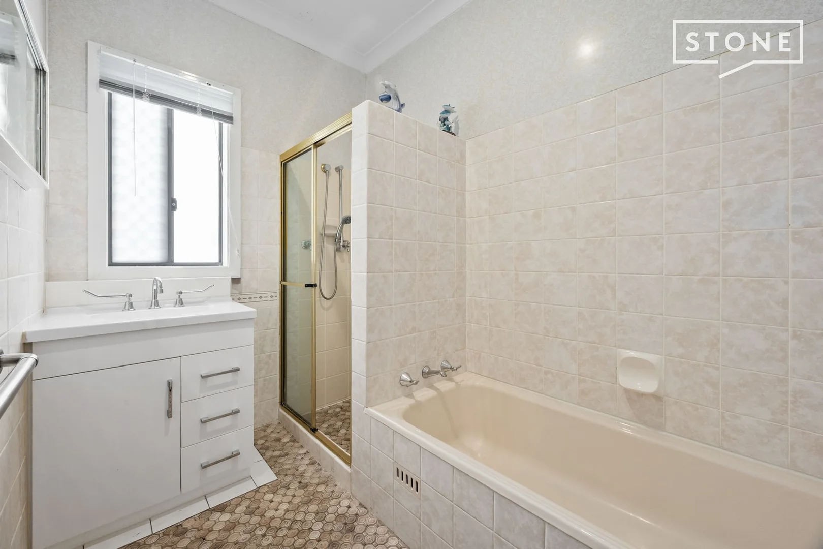 18 Bent Street, Cessnock NSW 2325 photo 4