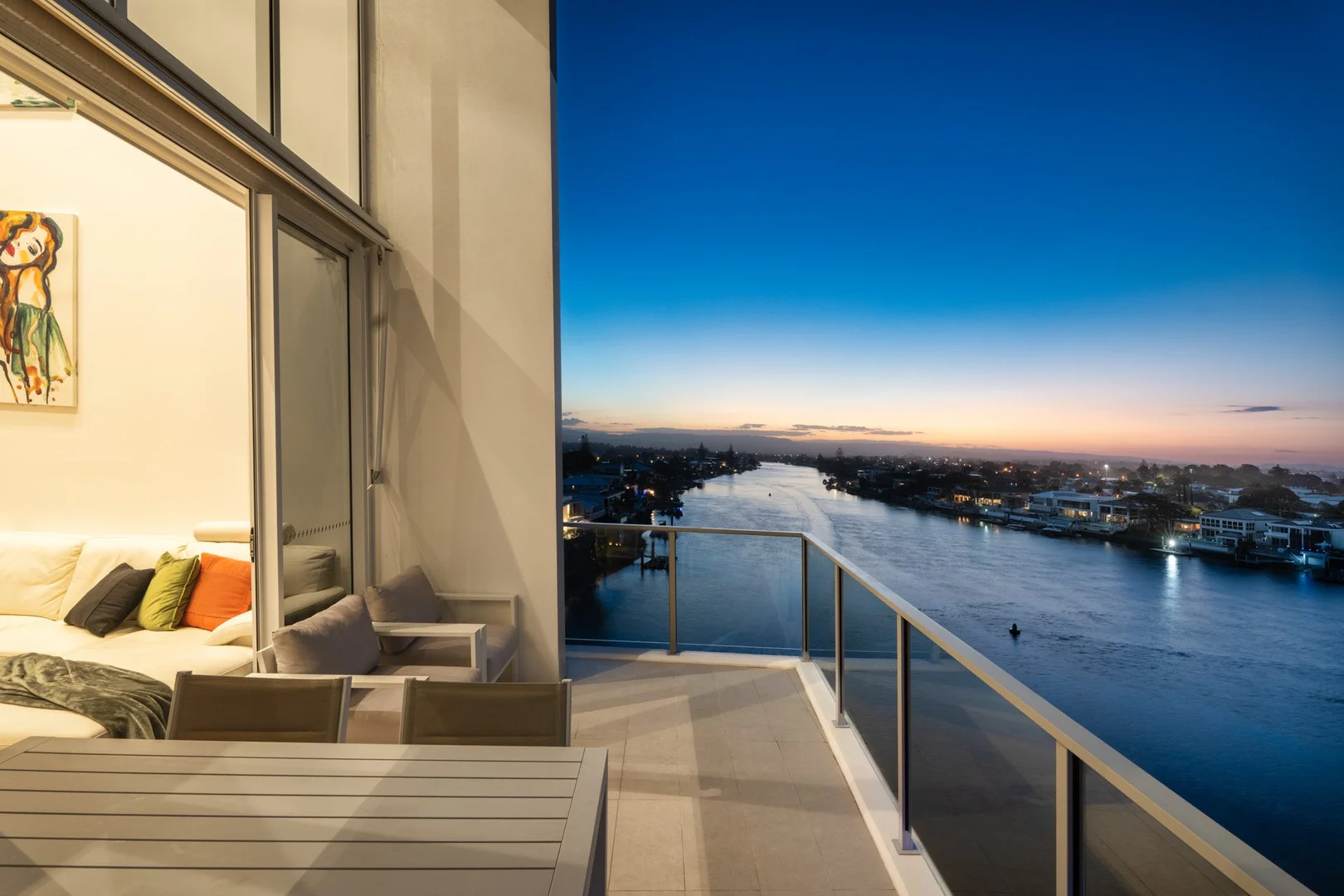Additional image 3 of 504/19 Cannes Avenue, Surfers Paradise QLD 4217