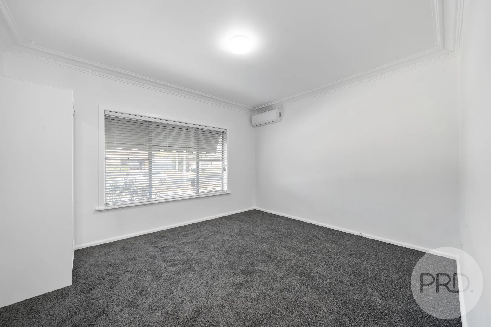 Additional image 4 of 42 Nixon Cres, Tolland NSW 2650
