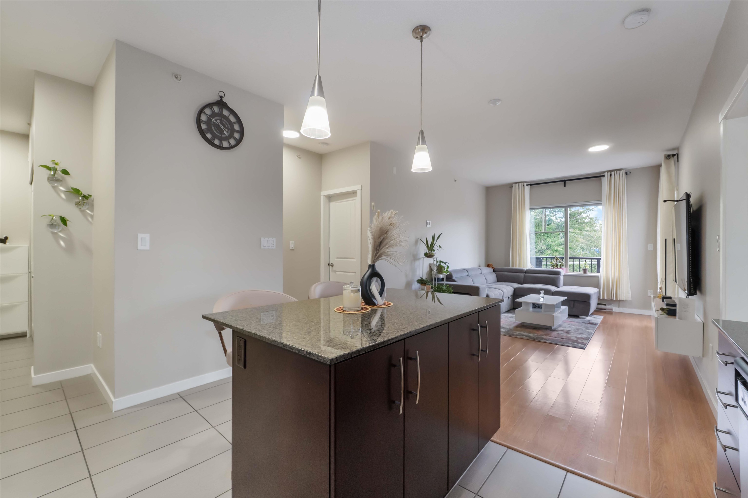 Additional image 5 of 404-22290 North Avenue, Maple Ridge, BC, V2X 8Z8