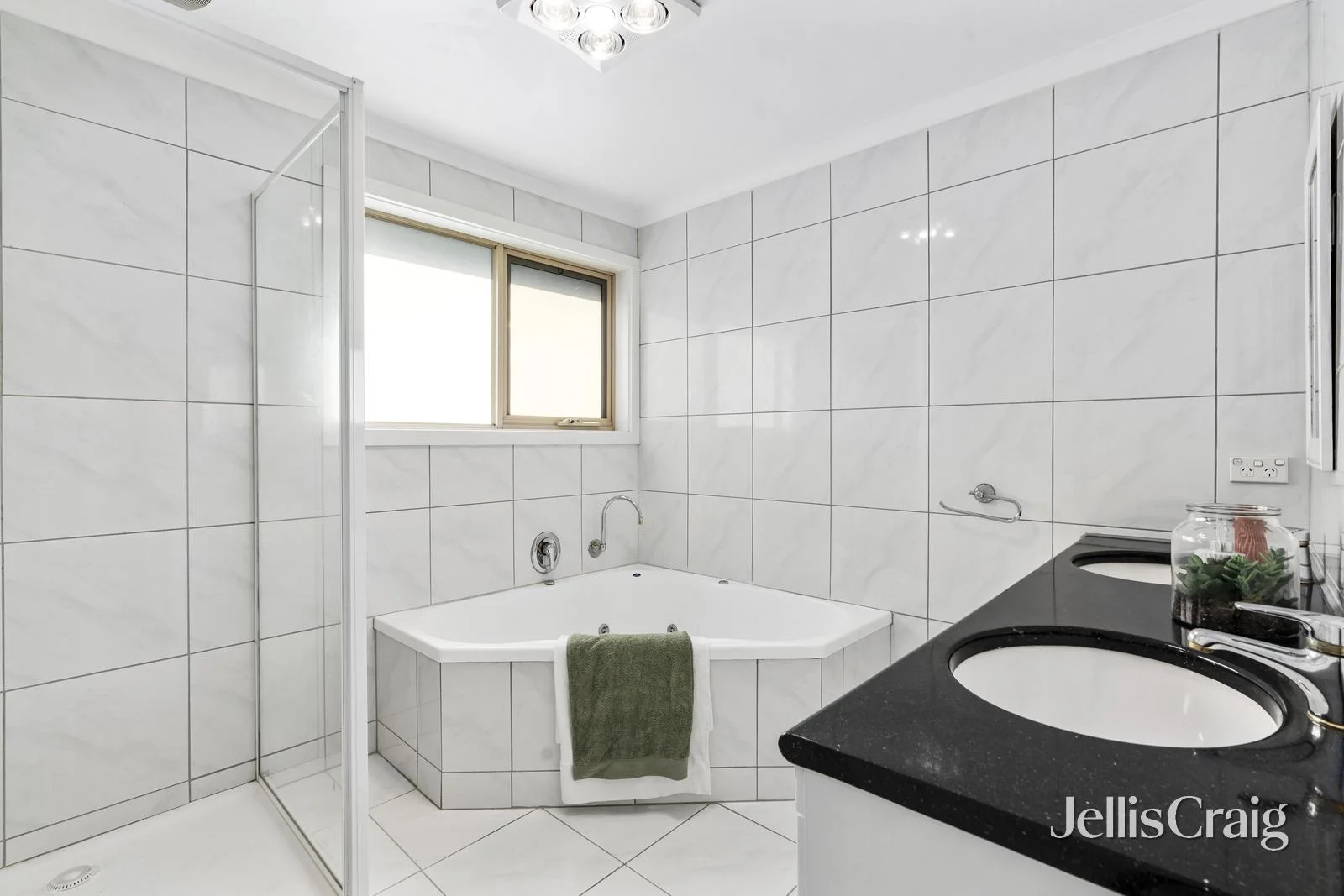 Additional image 8 of 1 Beresford Close, Doncaster East VIC 3109