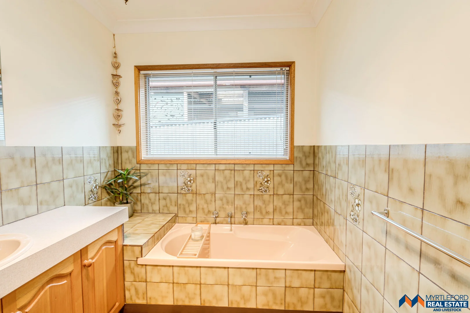 Additional image 20 of 110 O'Donnell Avenue, Myrtleford VIC 3737