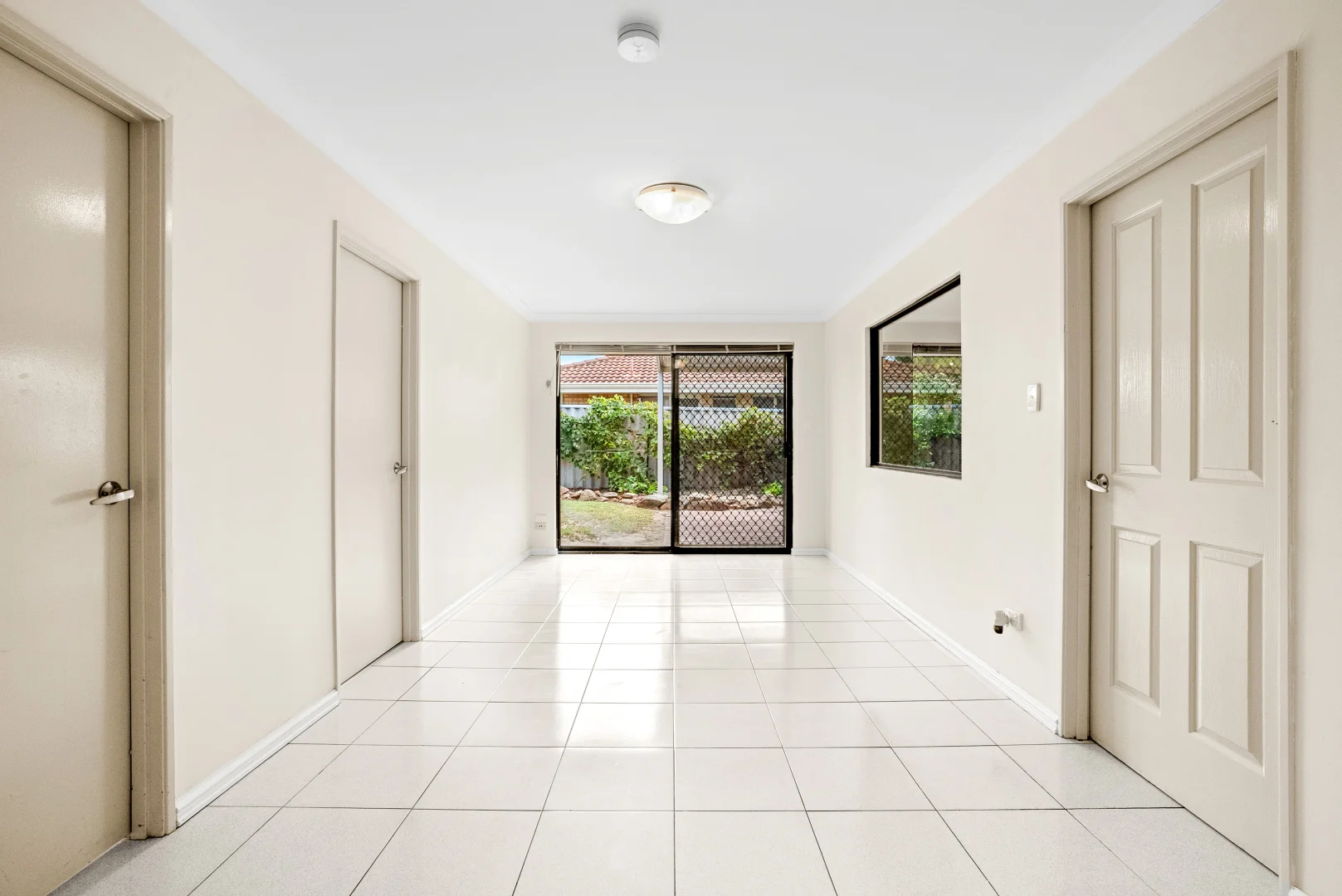 Additional image 3 of 5 Montelimar Elbow, Port Kennedy WA 6172