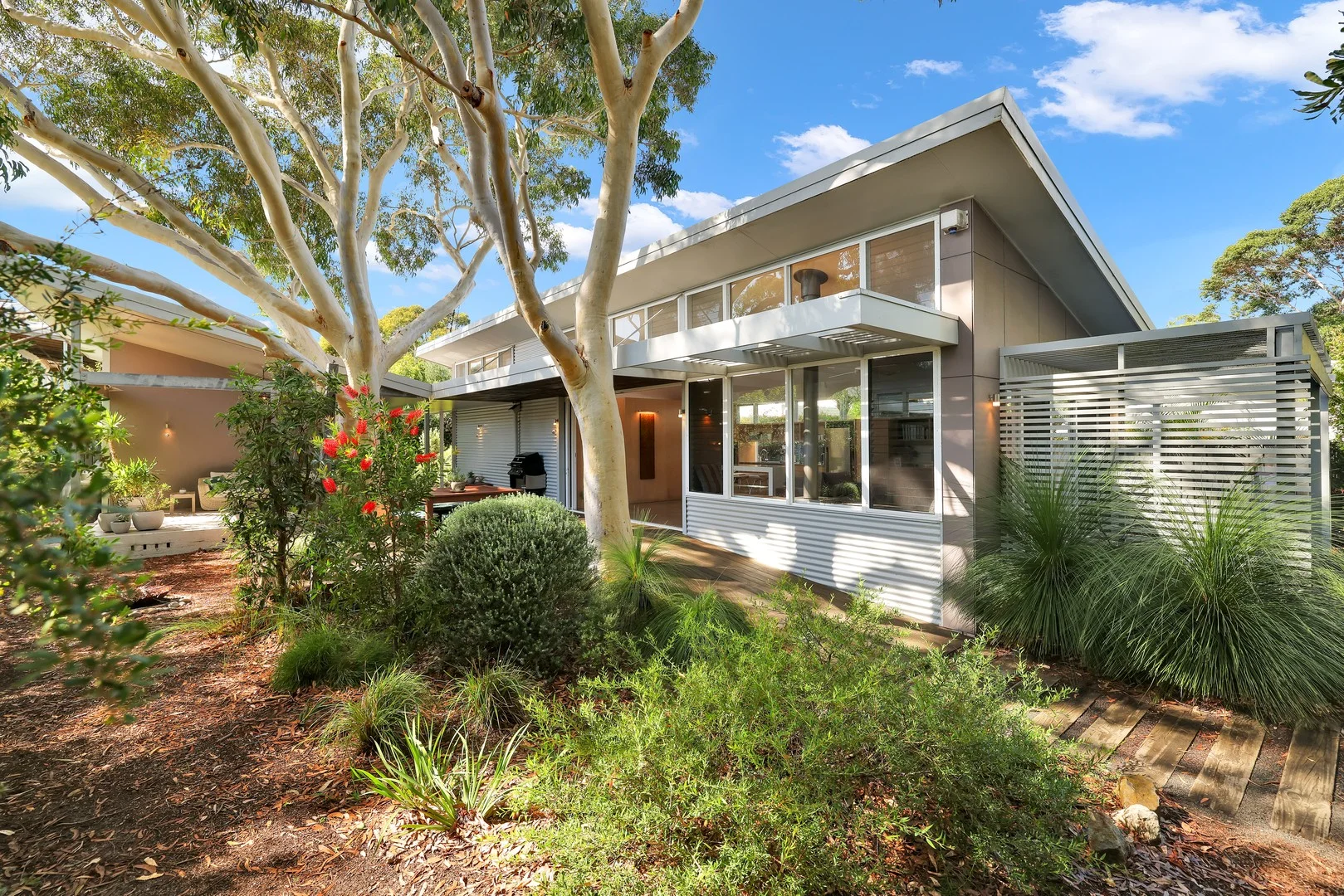 8 Oakwood Copse, Callala Beach NSW 2540
