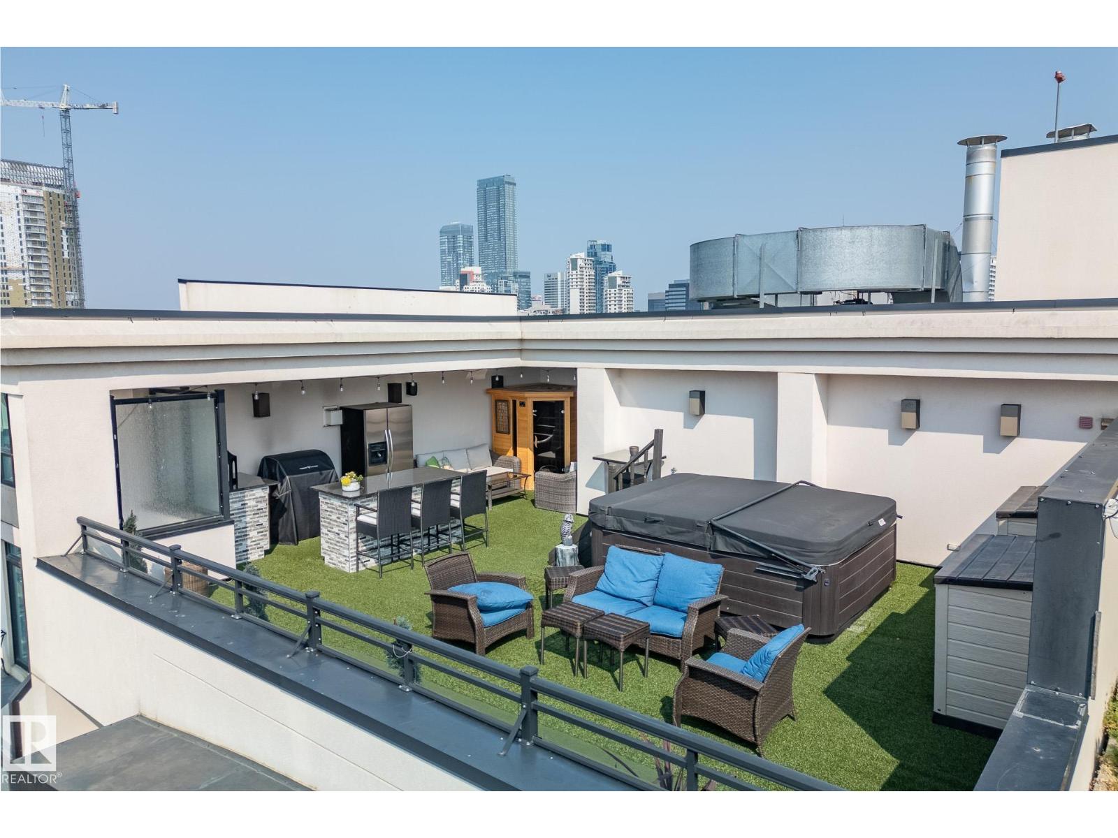 PH04/1804-9939 109 Street NW, Edmonton, AB, T5K1H6