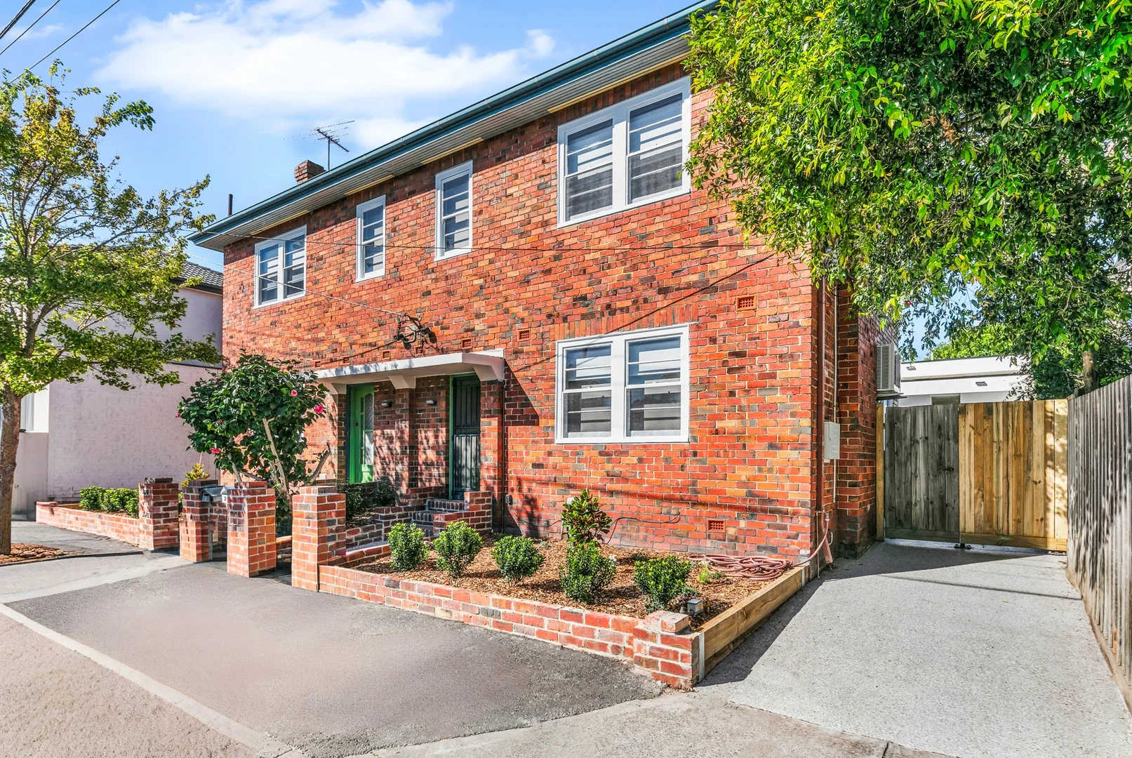 2 Kent Street, Windsor VIC 3181