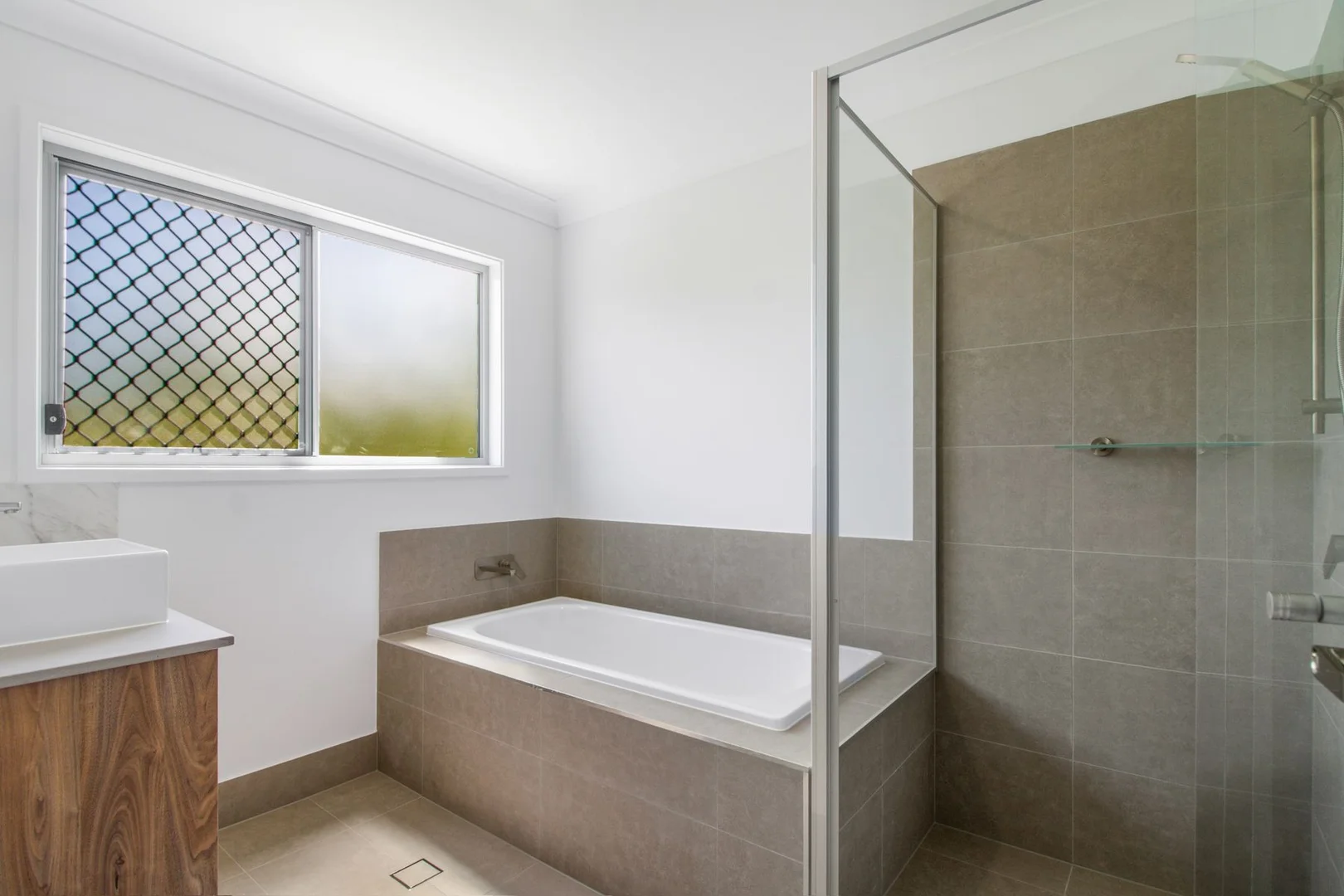 Additional image 9 of 142 The Heights Boulevard, Pimpama QLD 4209