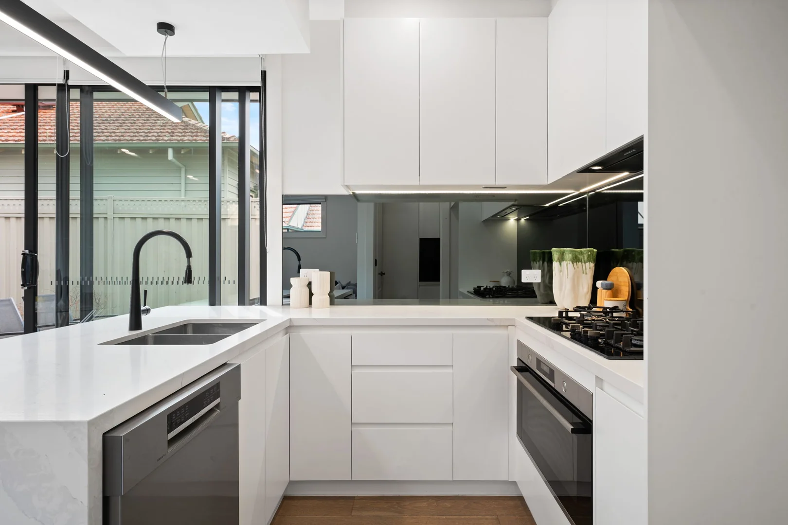 Additional image 5 of 2/46 Golf Links Avenue, Oakleigh VIC 3166