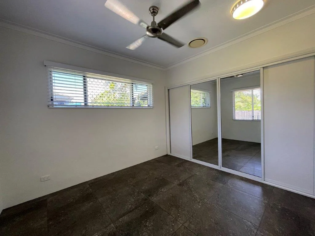Additional image 10 of 98 Marine Parade, Newell QLD 4873