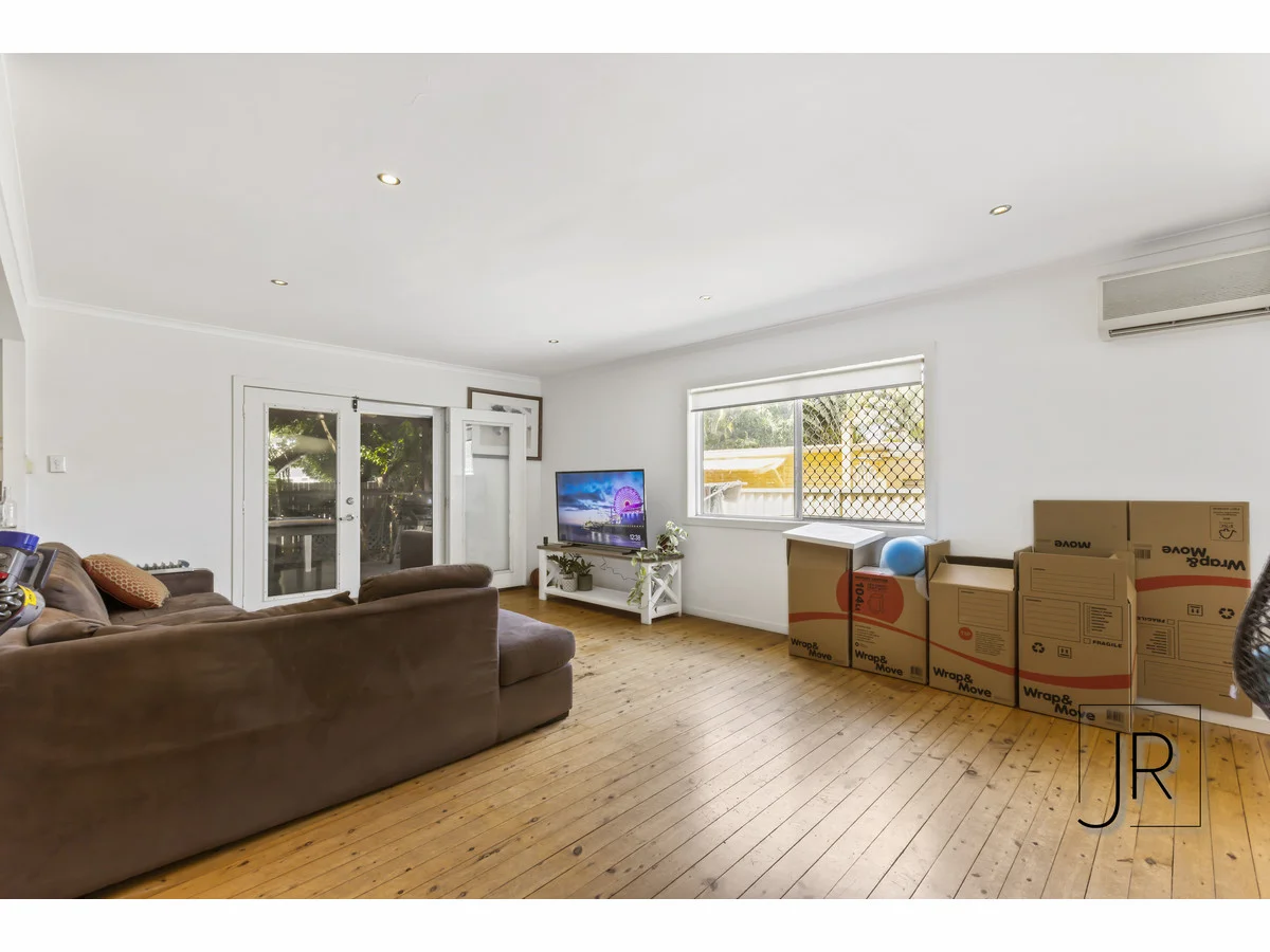 Additional image 4 of 8B Naranga Avenue, Broadbeach Waters QLD 4218
