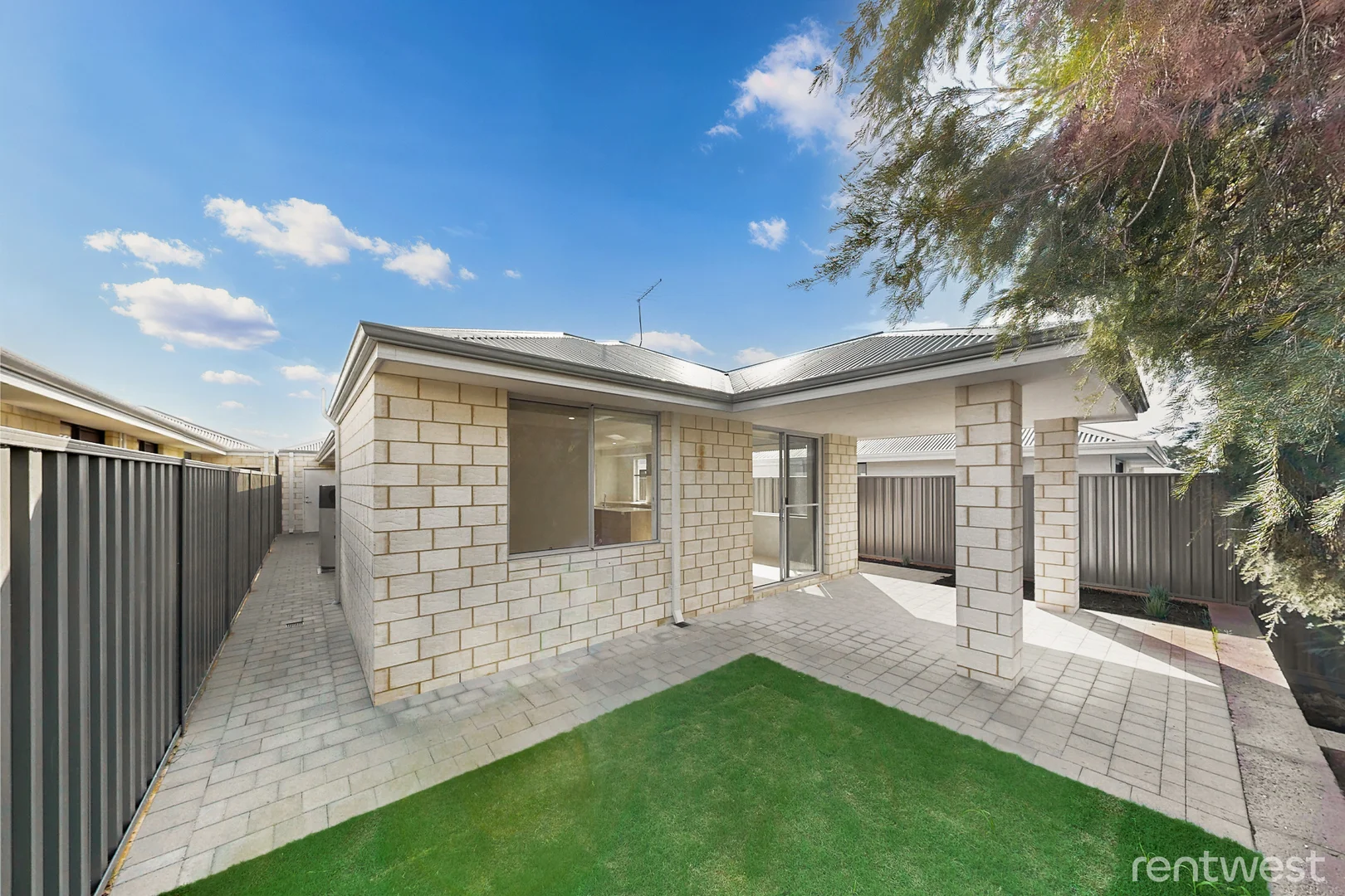Additional image 14 of 7 Preston Grv, South Guildford WA 6055