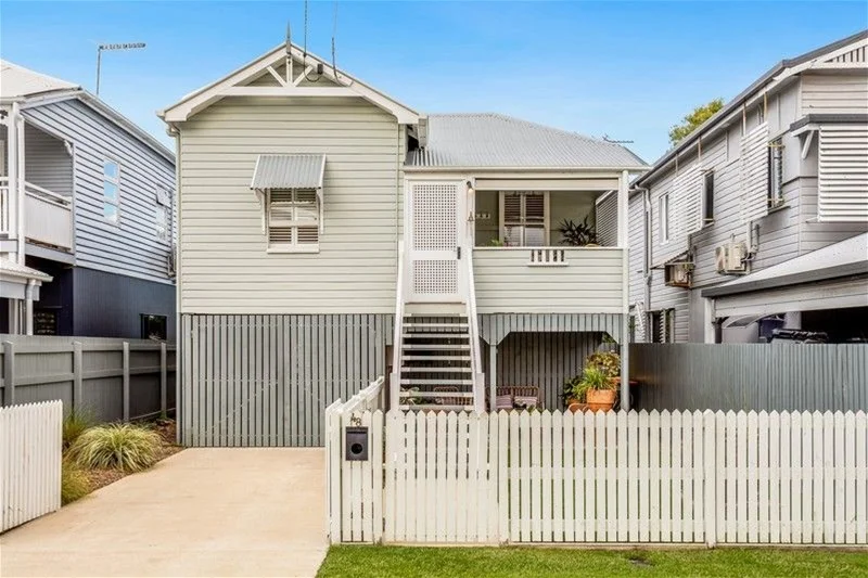 48 palm avenue, Shorncliffe QLD 4017