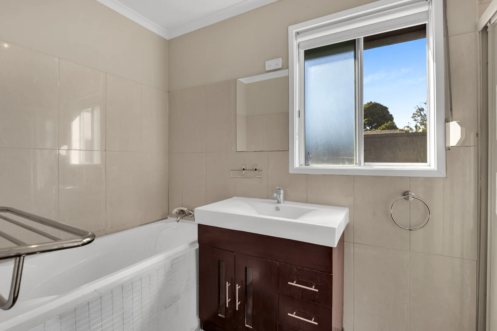 Additional image 9 of 2/89 Whitelaw Street, Reservoir VIC 3073