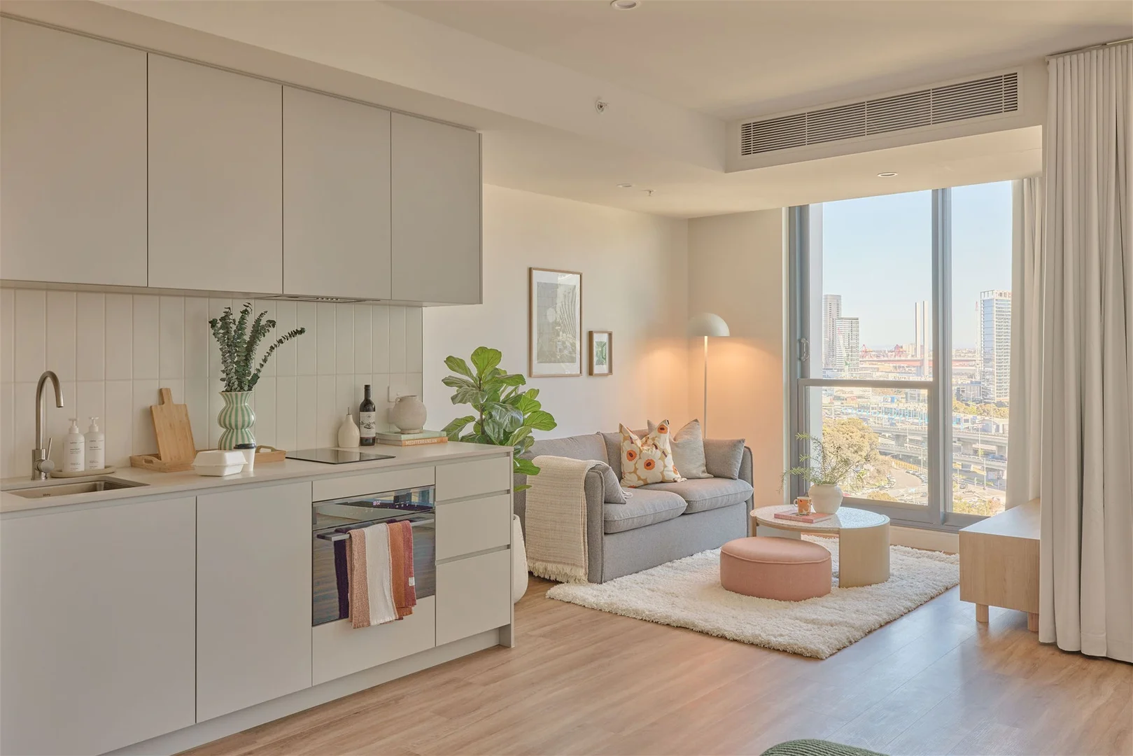 1905/205 Normanby Road, Southbank VIC 3006