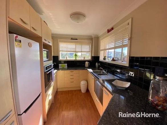 Additional image 3 of 6/24 MADANG CRESCENT, Runaway Bay QLD 4216