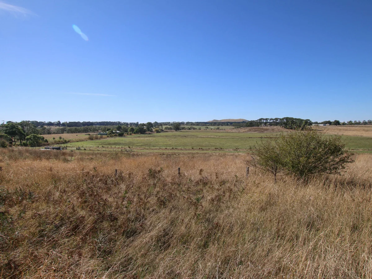 Additional image 3 of CA 3, 4, 5 Sec 10 Princes Highway, Panmure VIC 3265