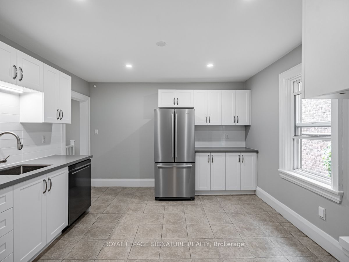 Additional image 4 of Upper-229 Winona Drive, Toronto, ON, M6C 3S4