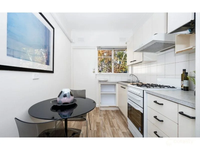 Additional image 4 of 5/712 Burwood Road, Hawthorn East VIC 3123