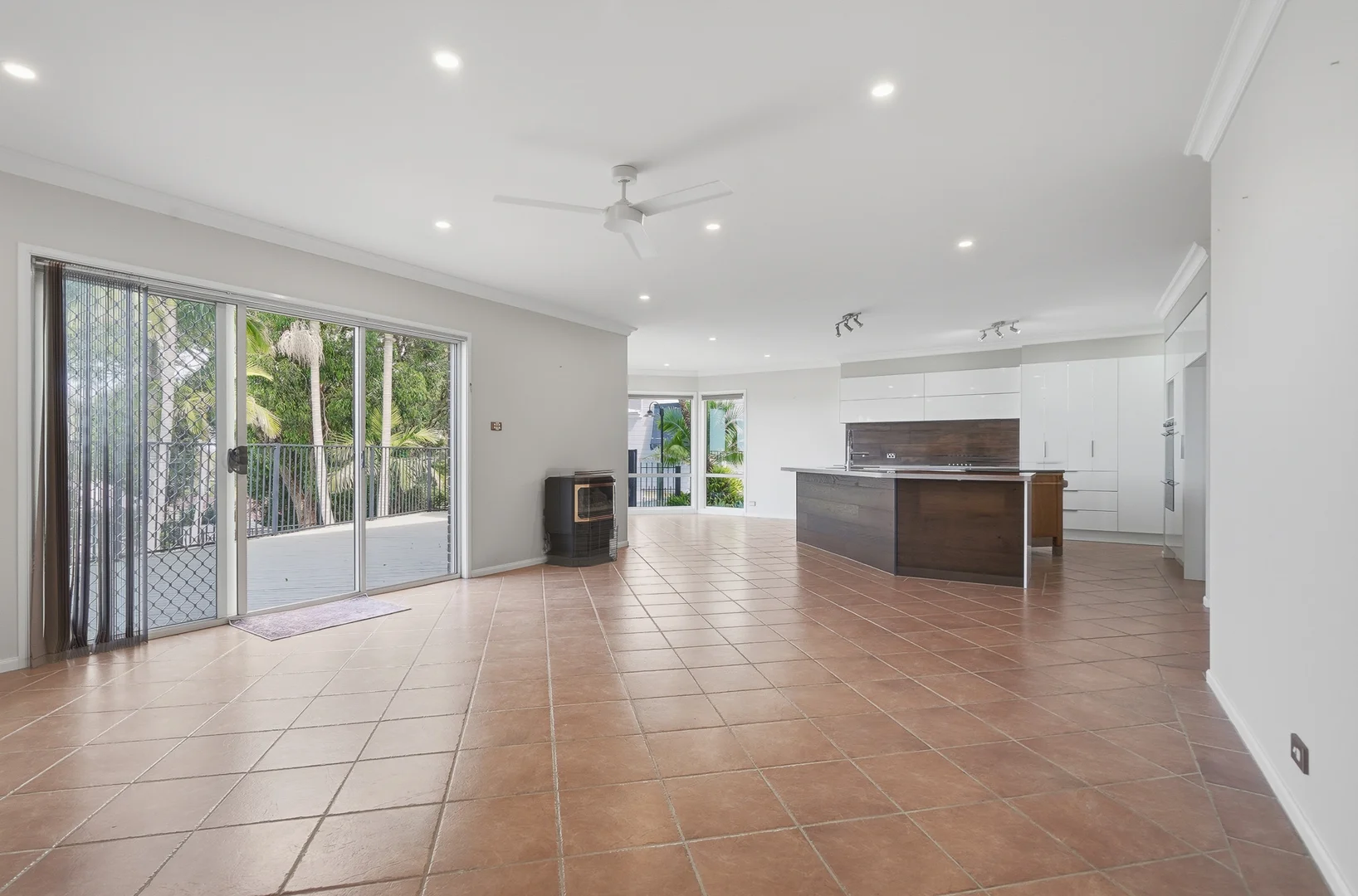 Additional image 9 of 19 Sovereign Cl, Floraville NSW 2280