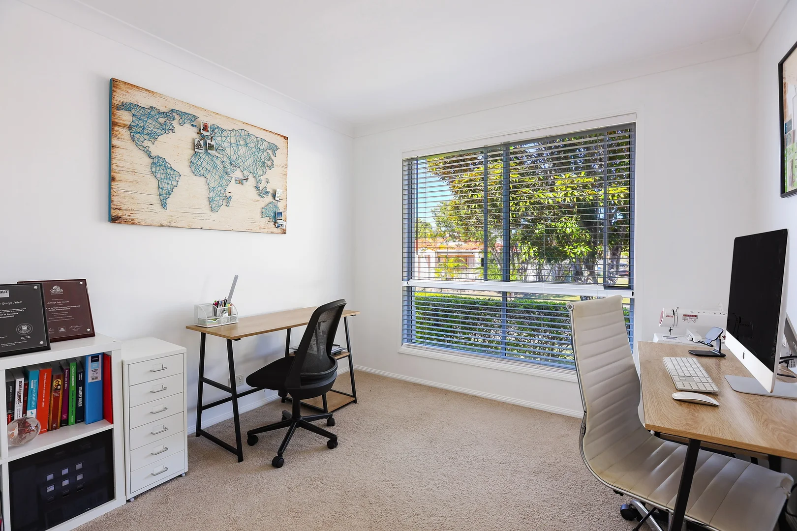 Additional image 10 of 8 Harrow Place, Arundel QLD 4214