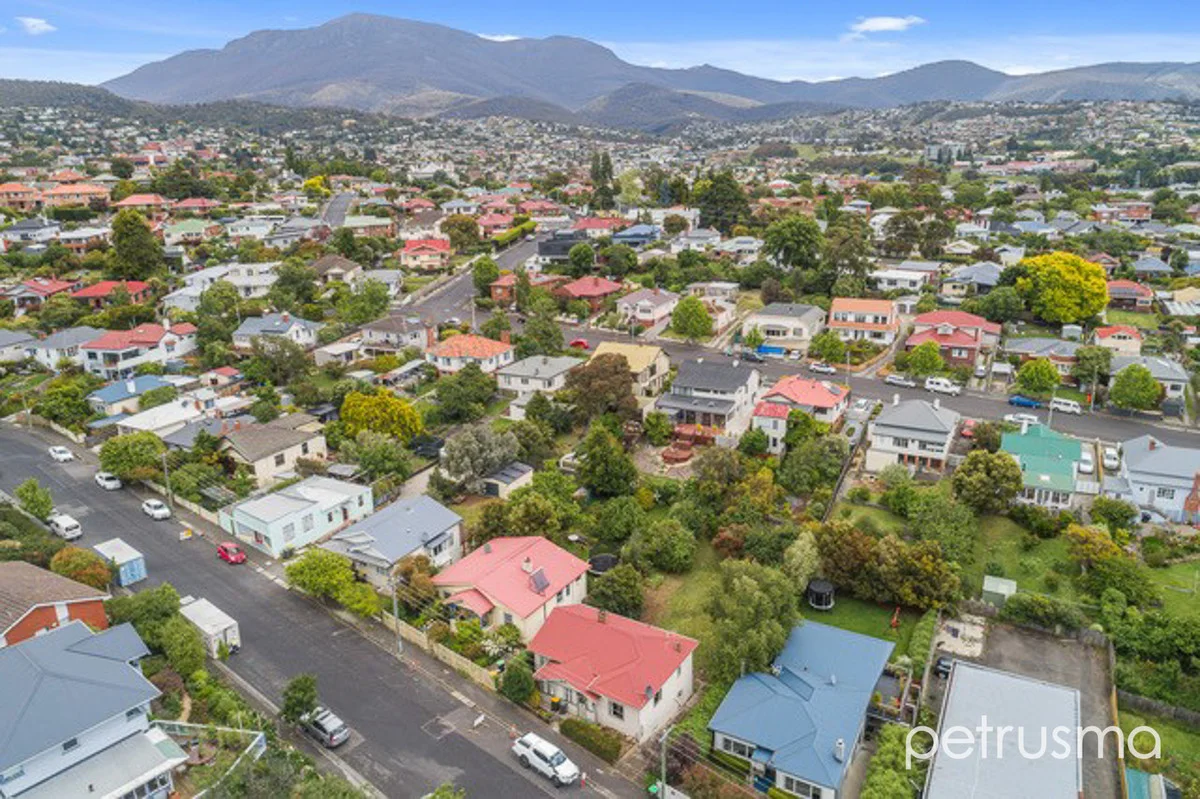 Additional image 26 of 34 Oldham Avenue, New Town TAS 7008