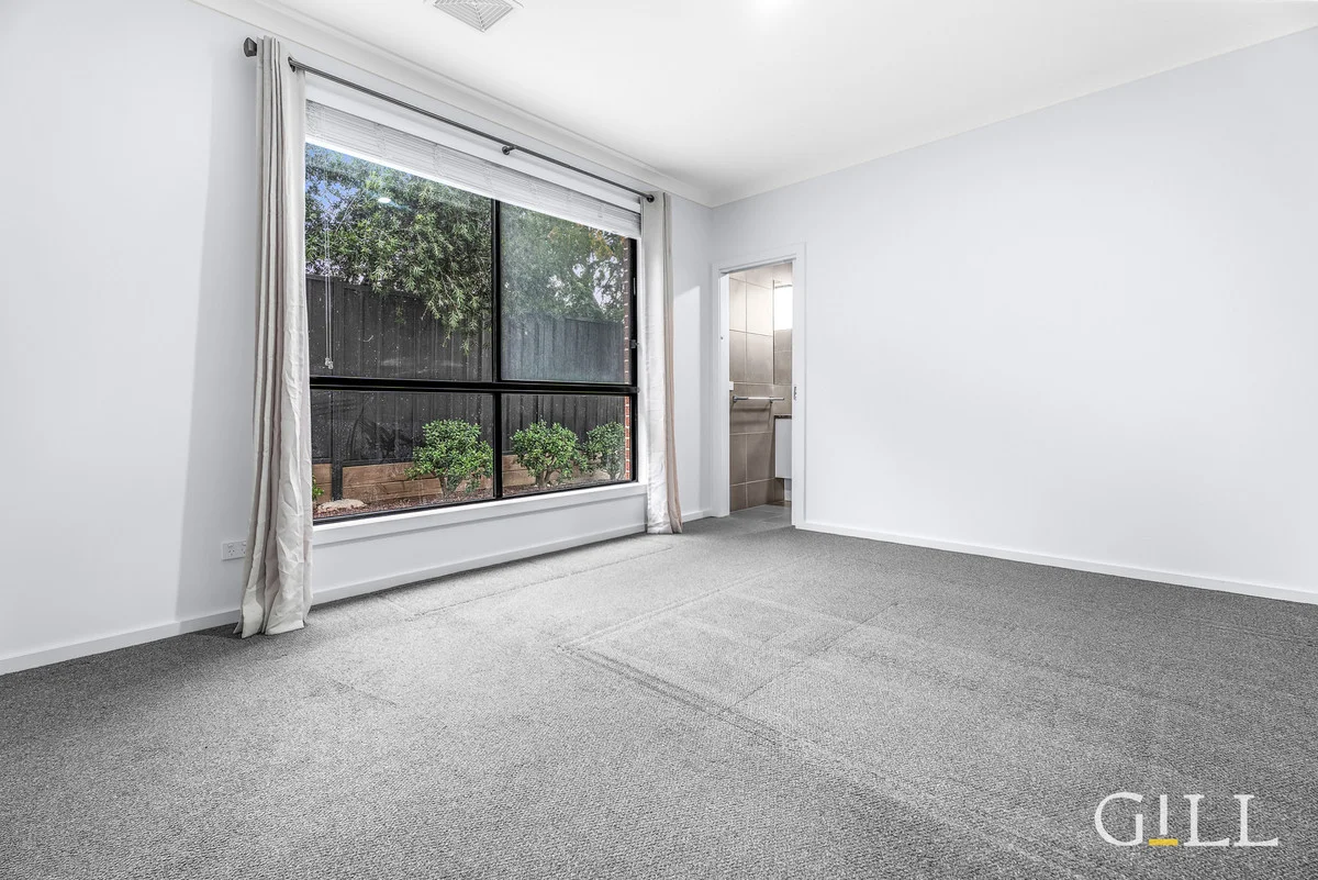 Additional image 7 of 2/11 Pettit Close, Berwick VIC 3806
