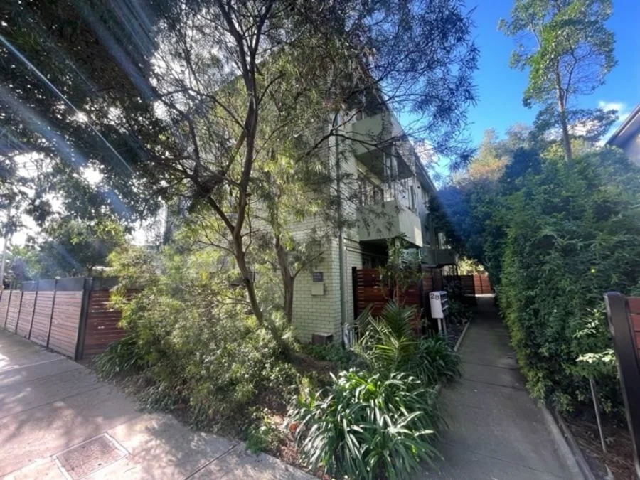 6/2B Loyola Avenue, Brunswick VIC 3056