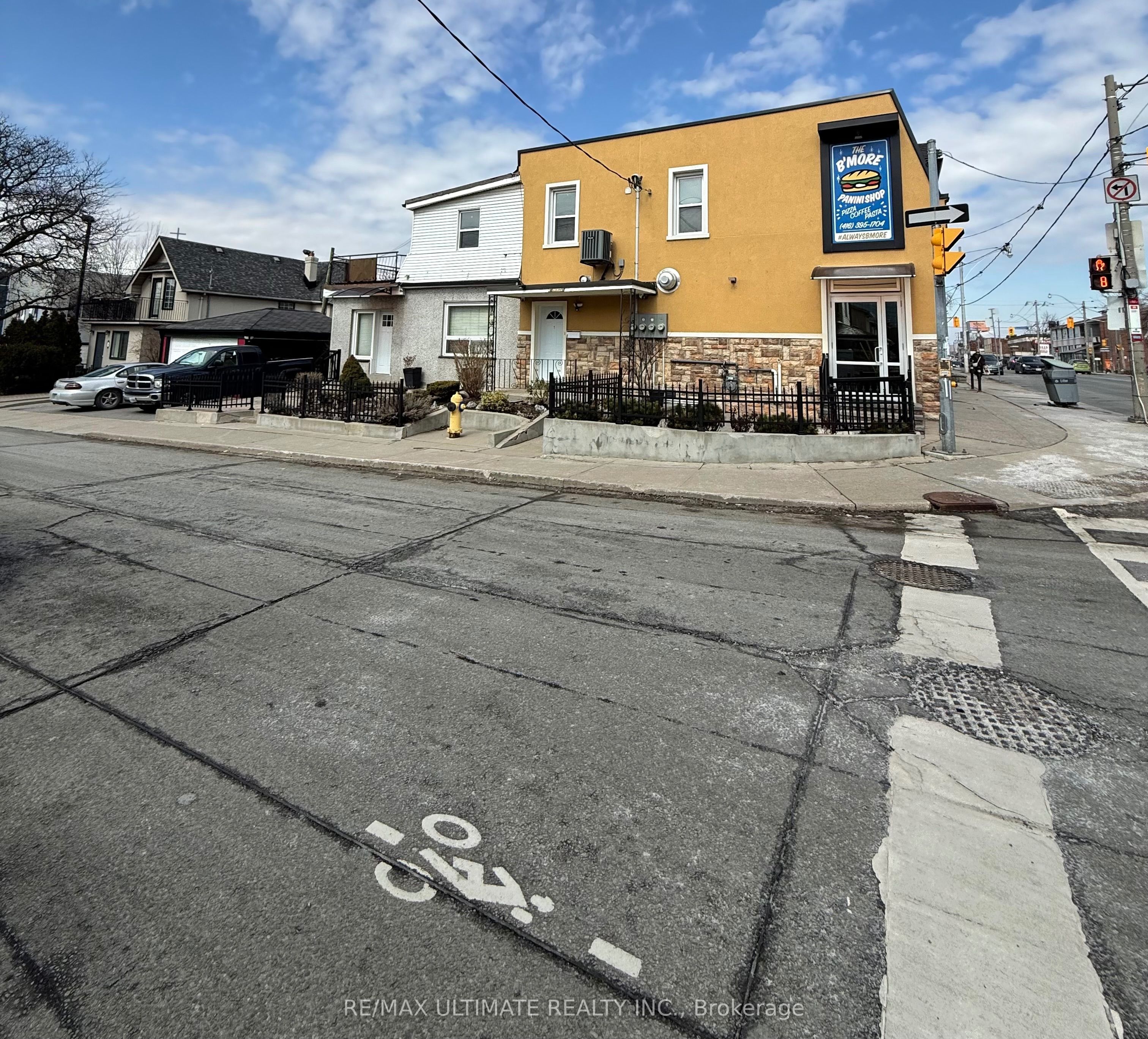 2A Auburn Avenue, Toronto, ON, M6H 2L7