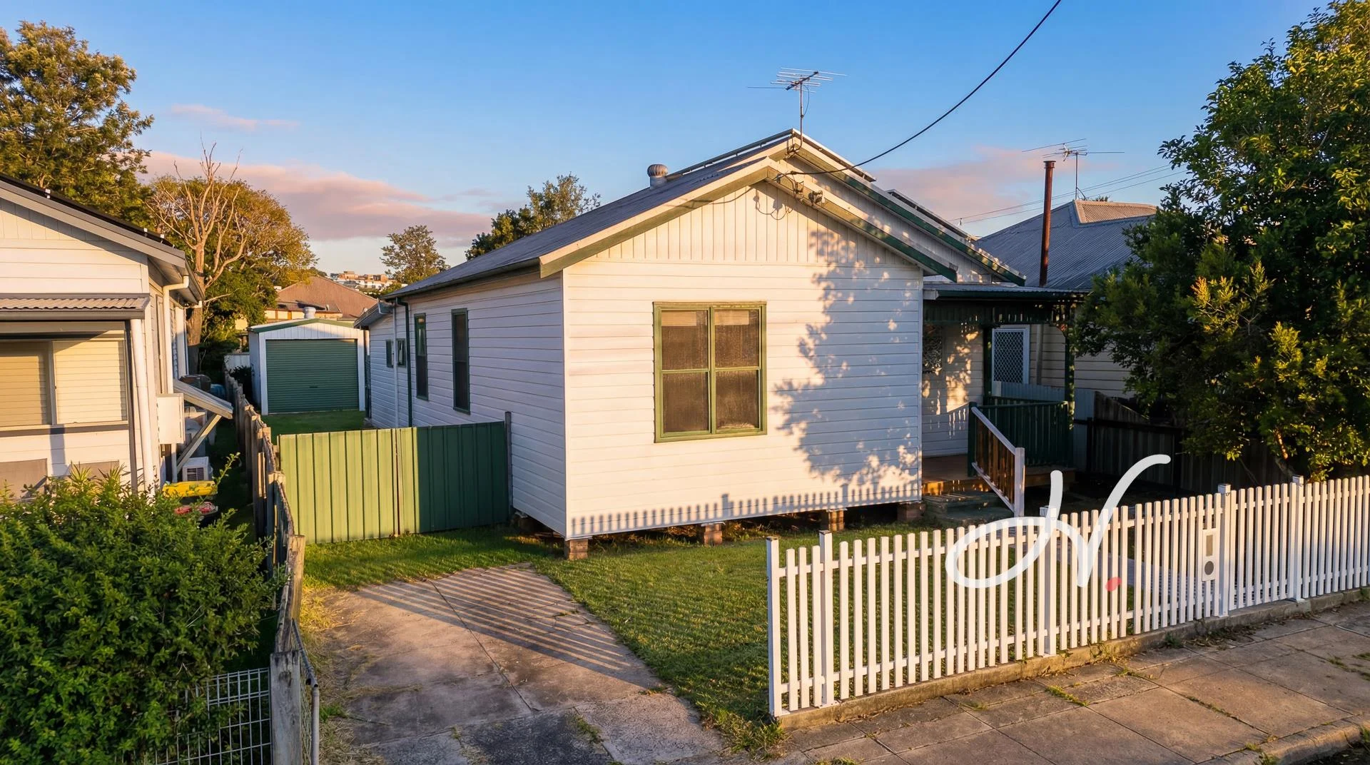 14 York Street, Mayfield NSW 2304