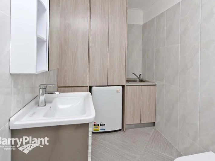 Additional image 6 of 4/10 Llewellyn Place, Eumemmerring VIC 3177