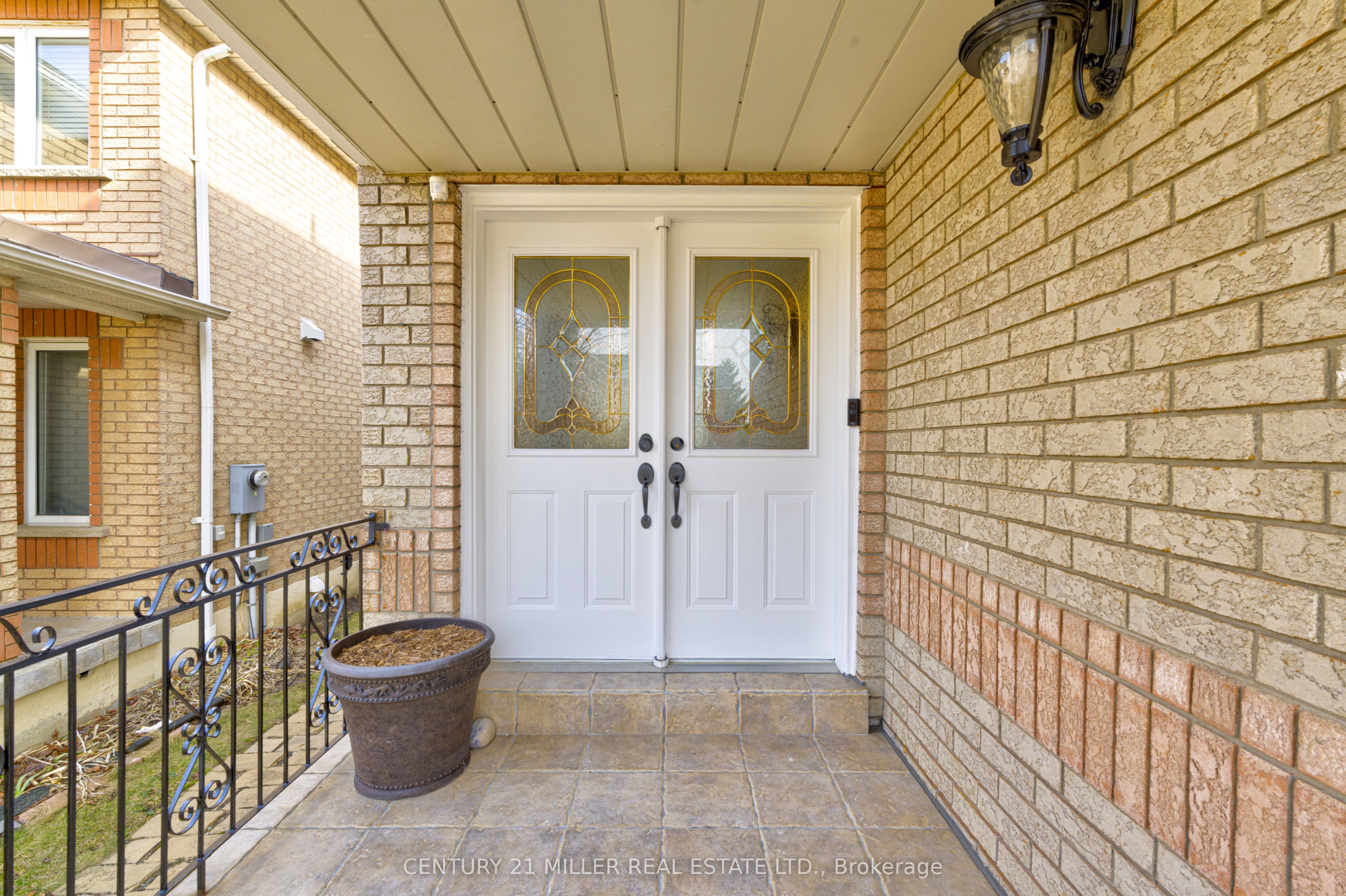 Additional image 3 of 614 Leatherleaf Drive, Mississauga, ON, L4Z 3Z1