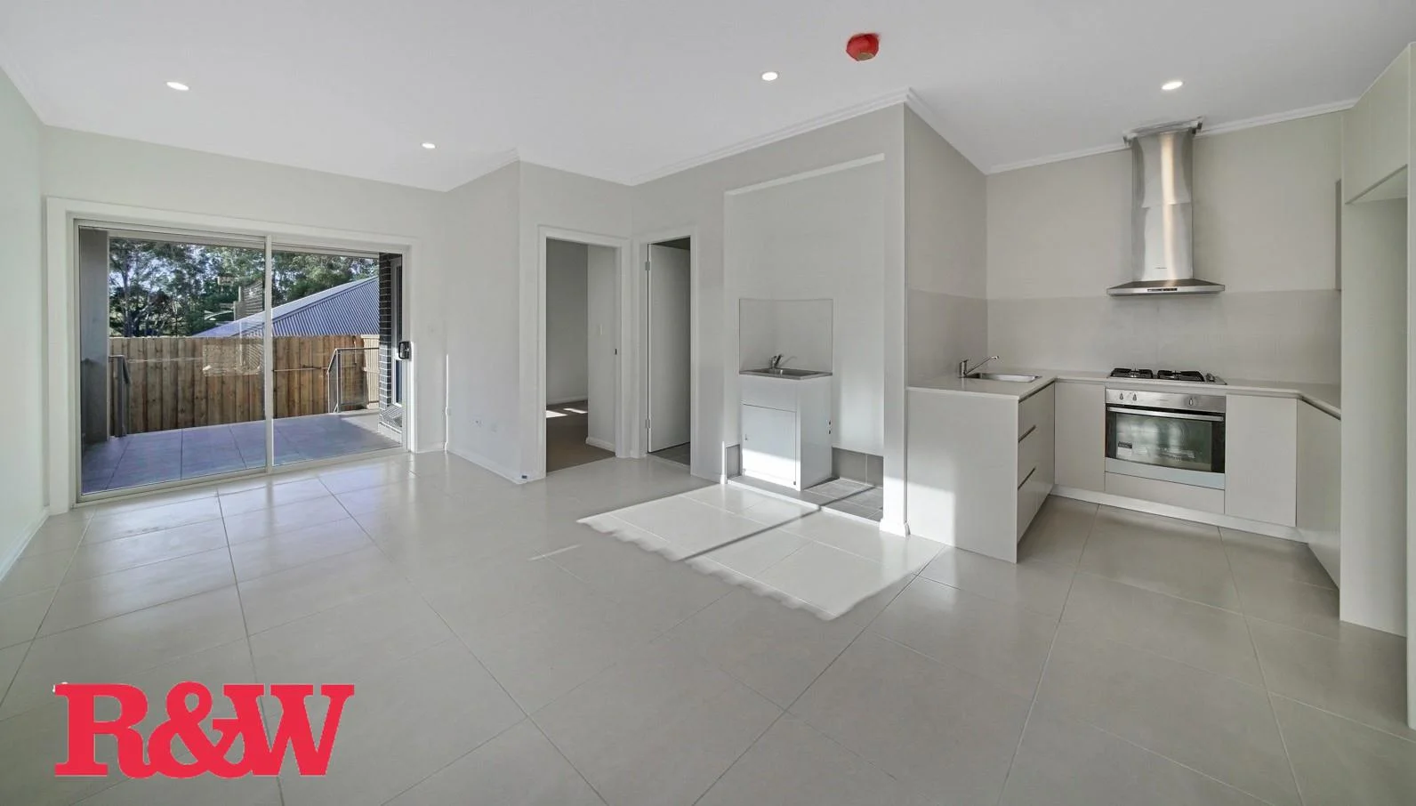 8A Knox Street, Campbelltown NSW 2560