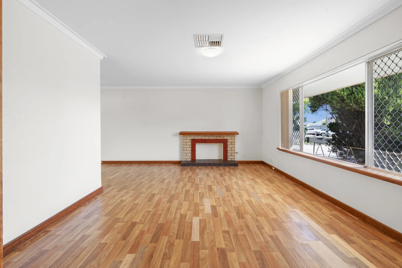 Additional image 11 of 9 Highman St, South Guildford WA 6055