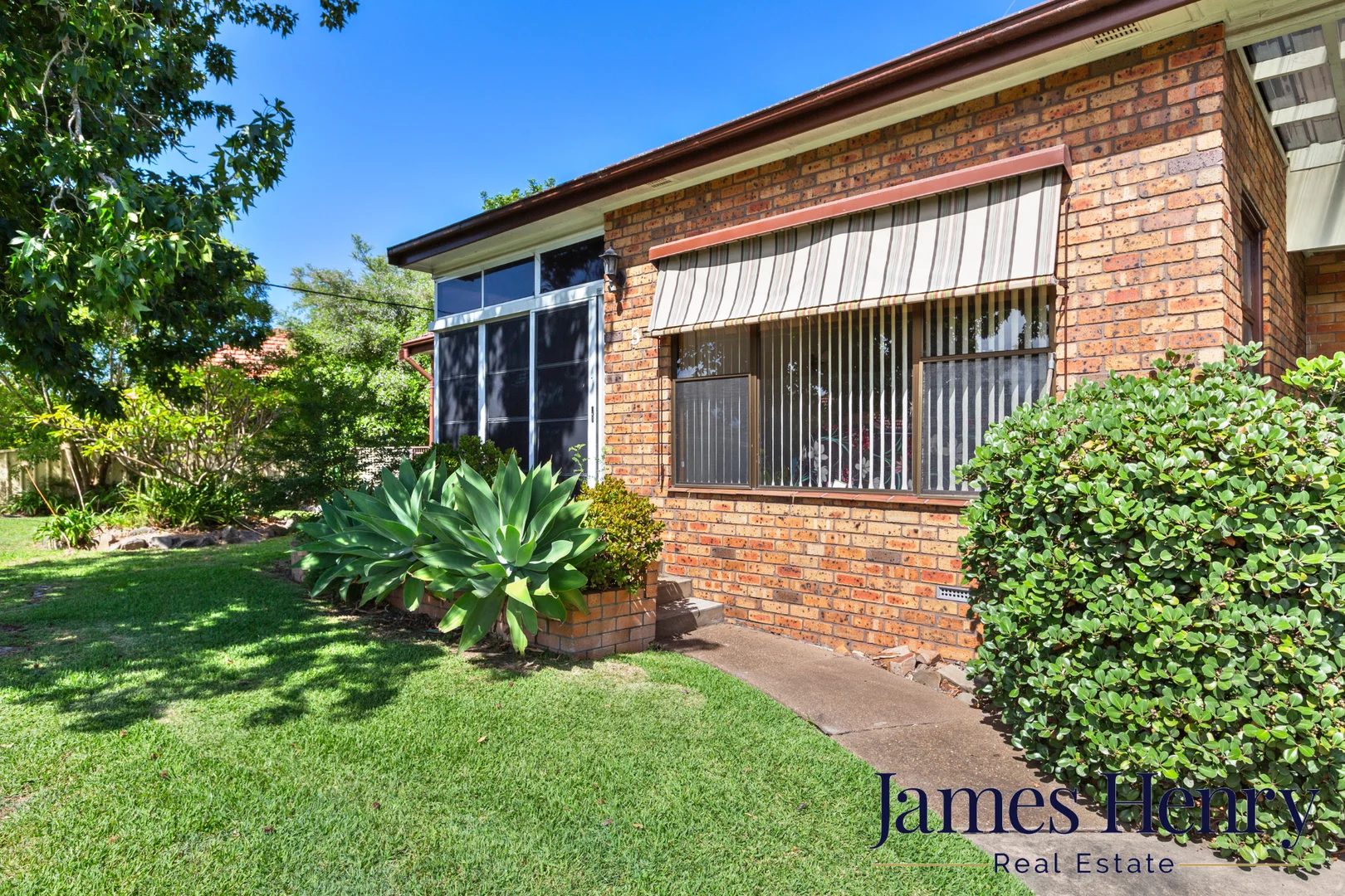 Additional image 2 of 5 Hall Crescent, Tarro NSW 2322