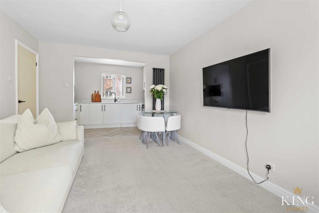 Corinthian Court, Alcester photo 4