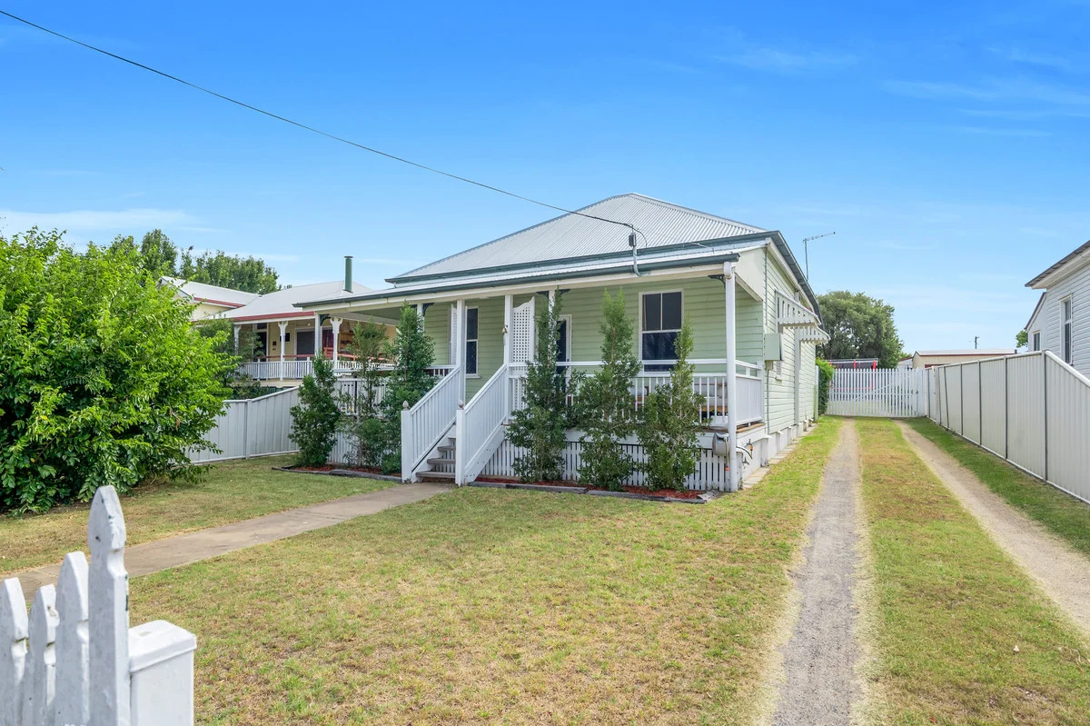 115 Albion Street, Warwick QLD 4370