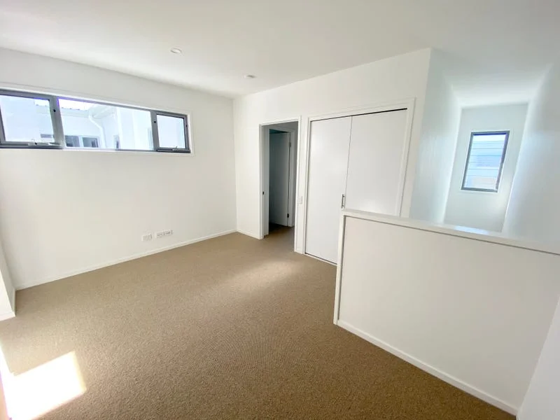 Additional image 4 of 3 Captain Avenue, Newport QLD 4020