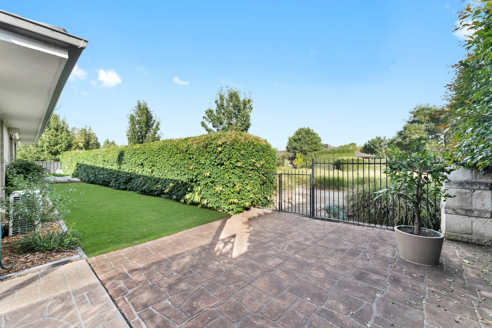 Additional image 19 of 4 Feathery Grove, Sandhurst VIC 3977