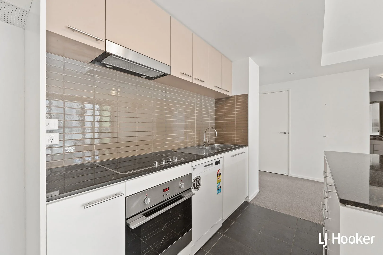 54/57 Benjamin Way, Belconnen ACT 2617 photo 4