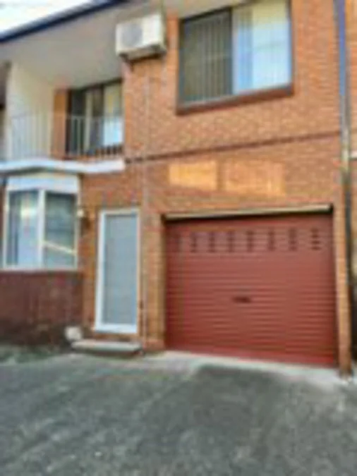 18/31-33 Hughes St, Cabramatta NSW 2166