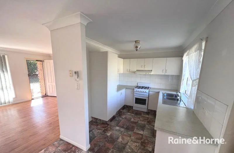 11 Fairview Drive, Kingaroy QLD 4610 photo 2
