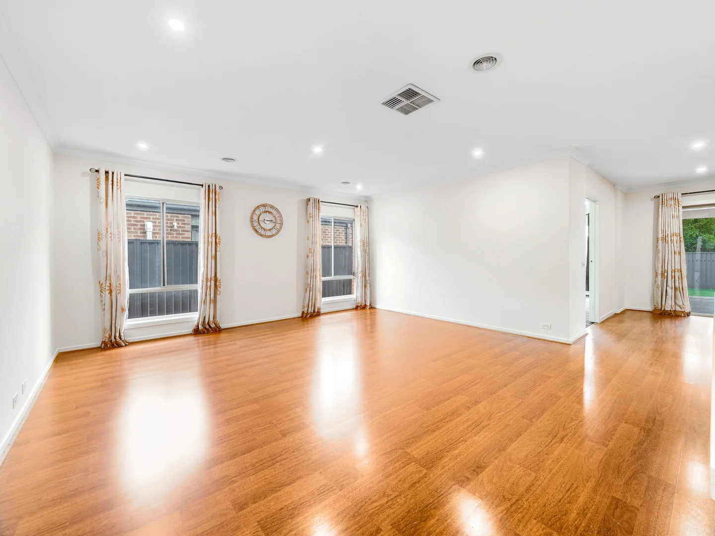 Additional image 17 of 8 Bankton Avenue, Cranbourne East VIC 3977