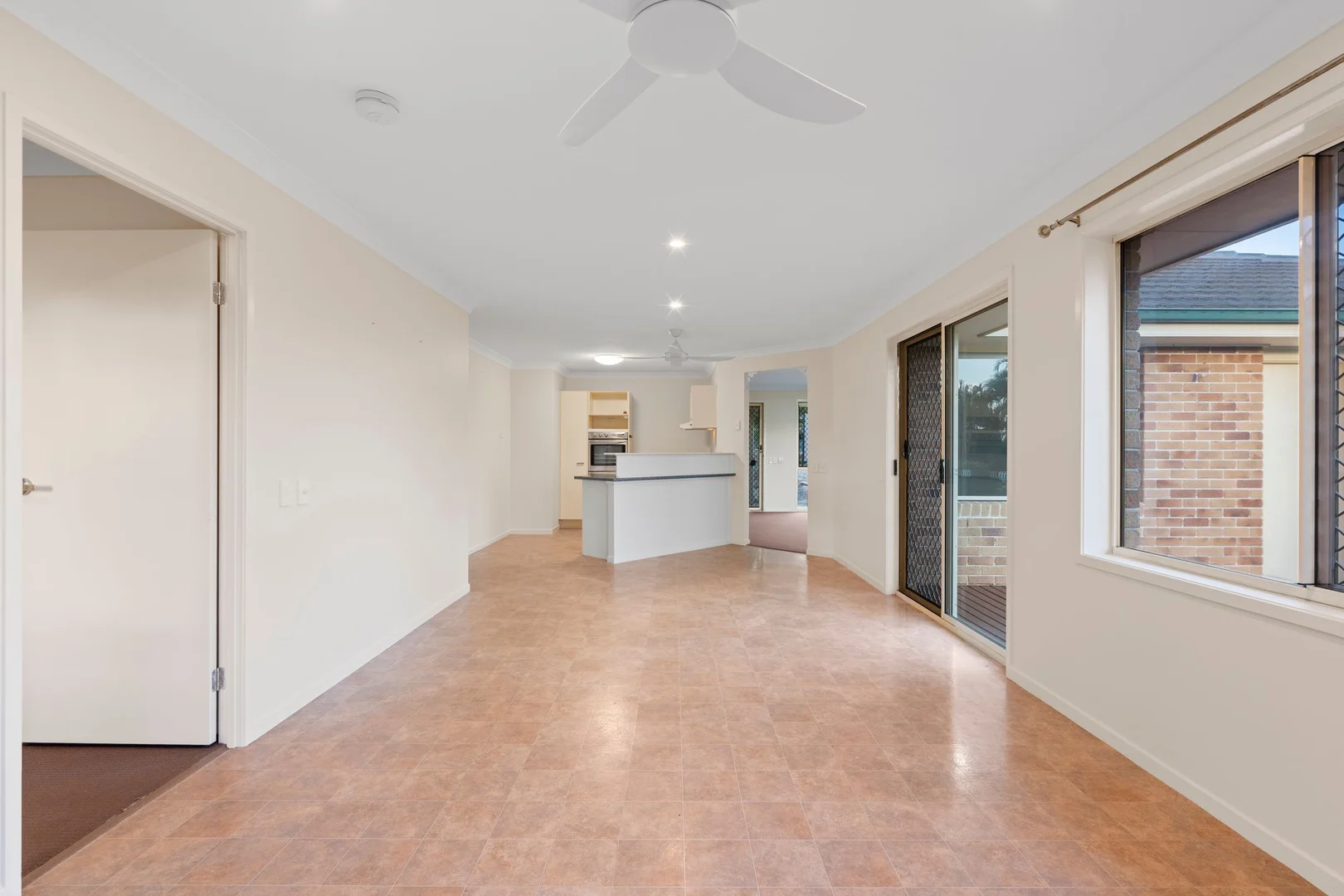 Additional image 6 of 33 Washbrook Cres, Petrie QLD 4502
