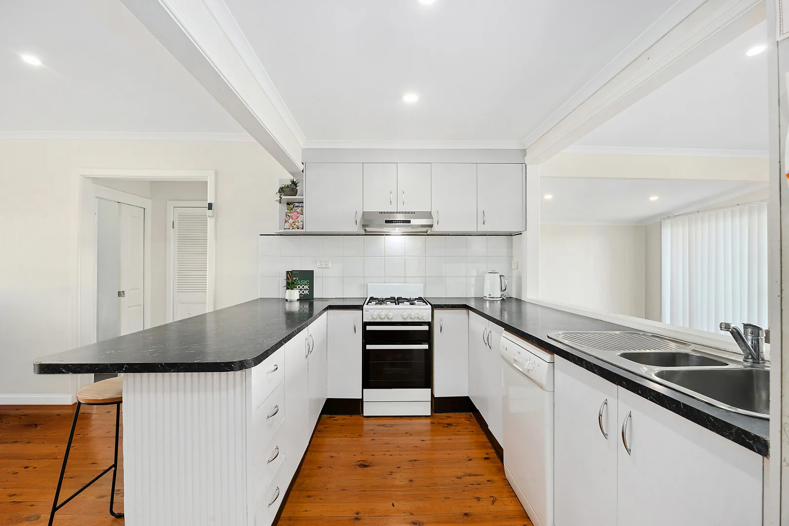 Additional image 3 of 14 & 14a Fran Avenue, Berkeley Vale NSW 2261