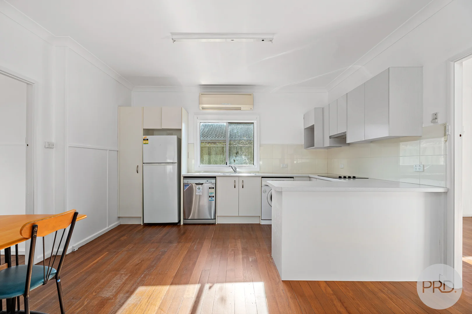 Additional image 3 of 2/18 Messines Street, Shoal Bay NSW 2315